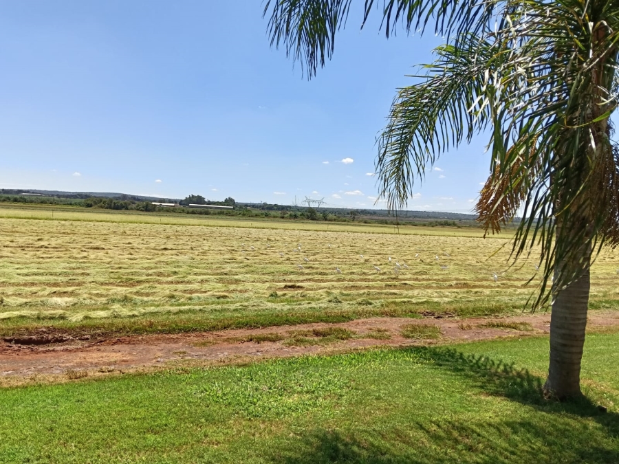 8 Bedroom Property for Sale in Brits Rural North West